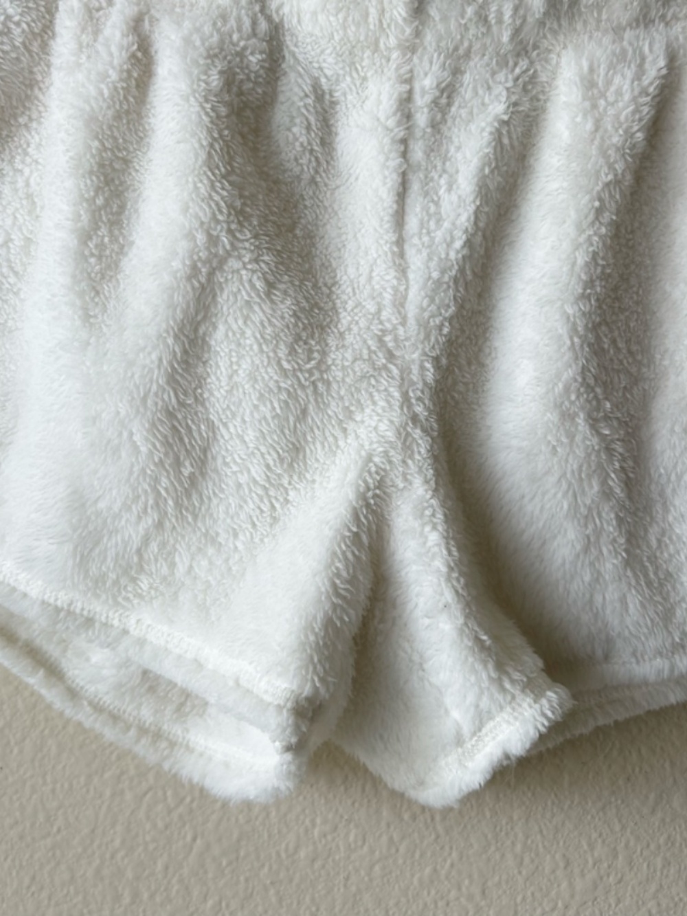 Aerie White Fuzzy Lounge Shorts XSmall - Picture 4 of 11